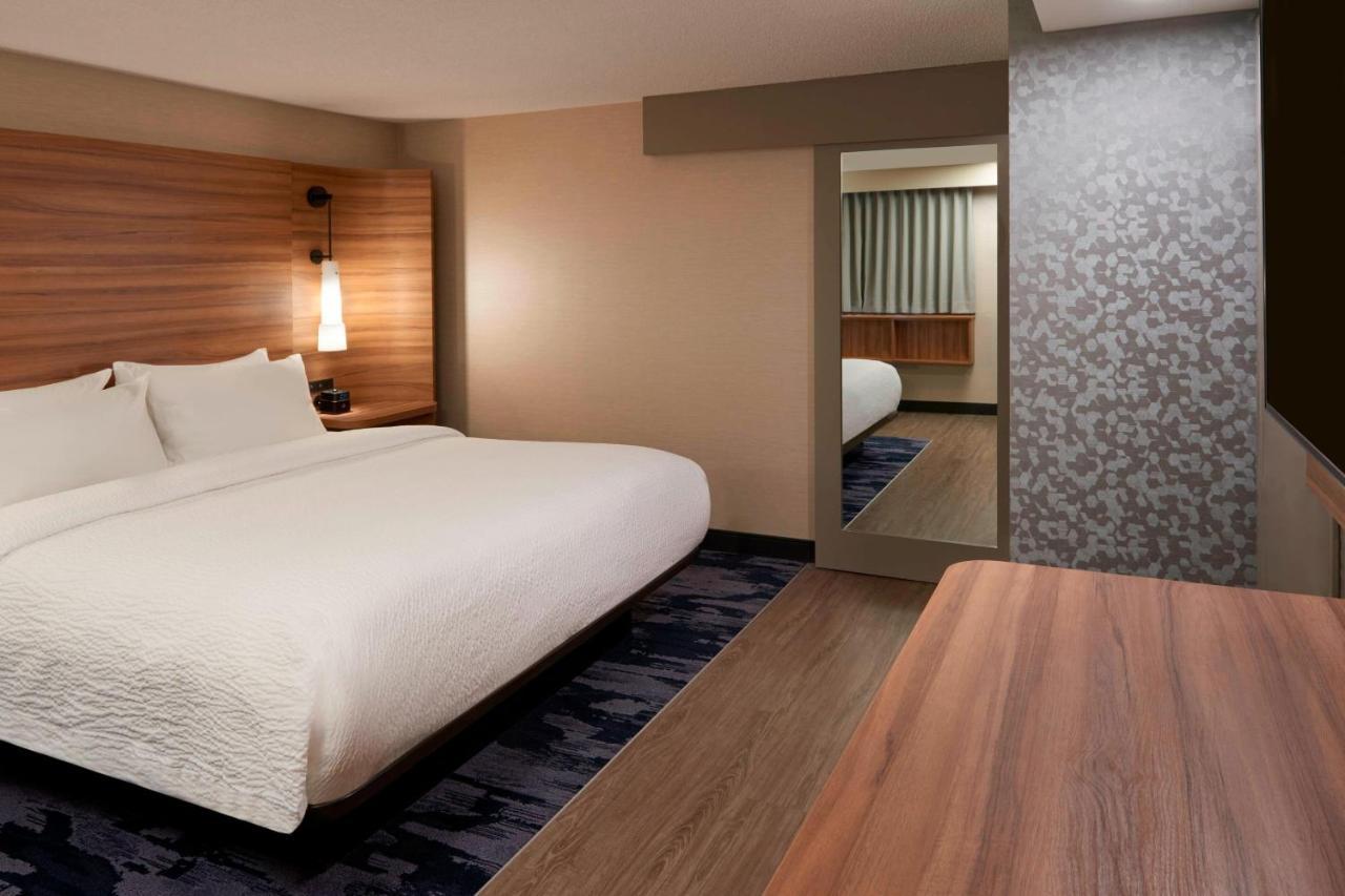 Fairfield By Marriott Downtown 3* Montreal